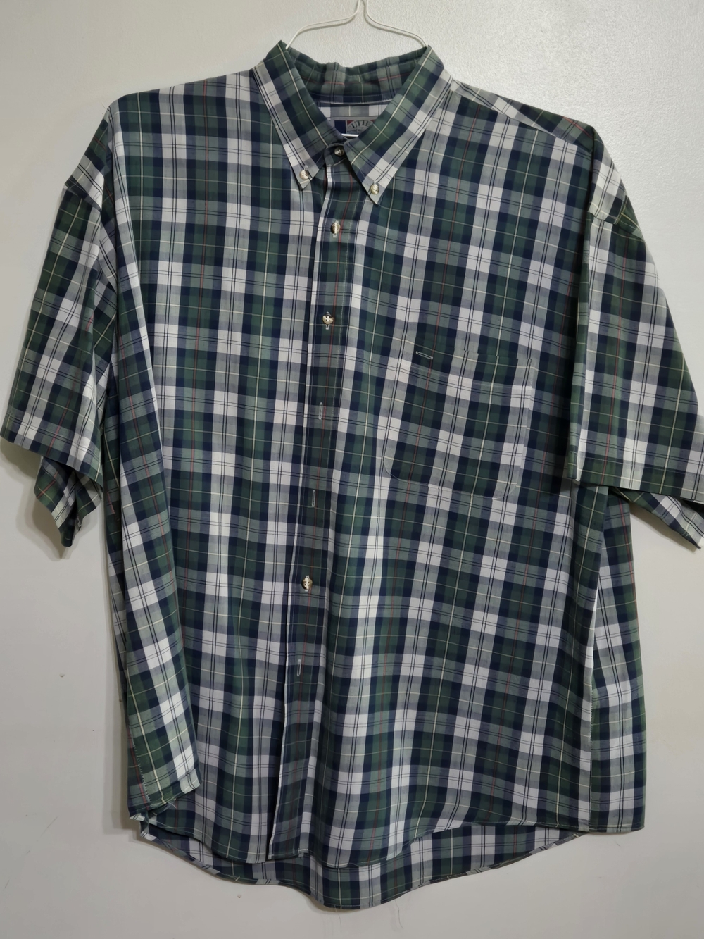 Sutter & Grant Button-Down Short Sleeve Plaid Shirt - Green/White, Large